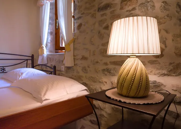 - Apa Ii Apartmán *